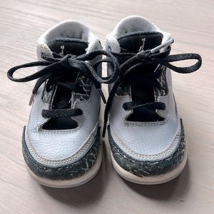 Air Jordan Retro Toddler Size 7C Grey and Black
